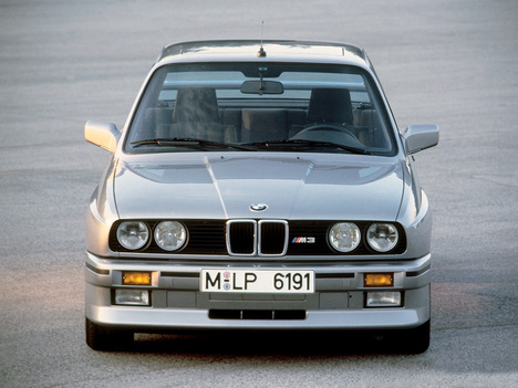 Изображение M3 (E30)